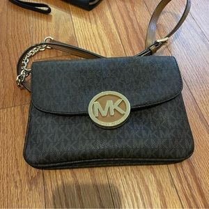 Michael Kors Cross body
